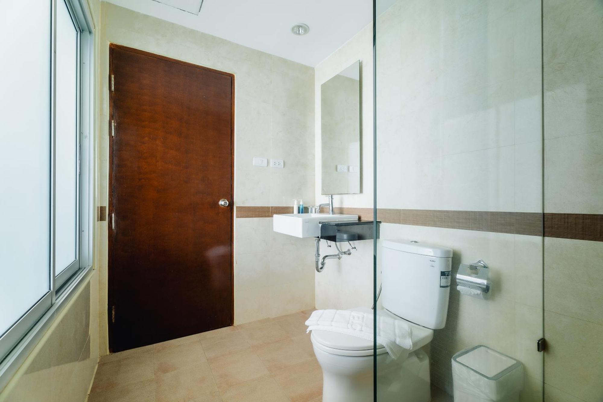 Di Yana Patong Hotel Kültér fotó