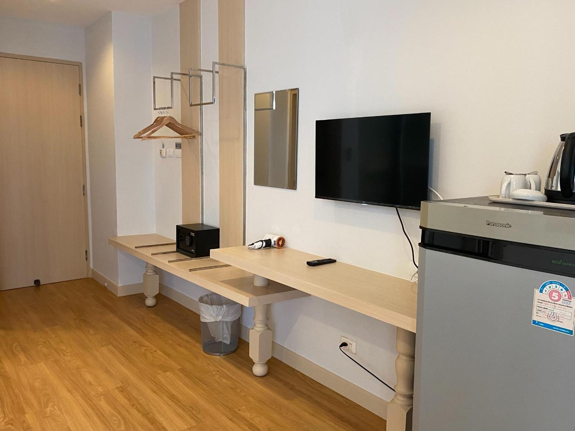 Di Yana Patong Hotel Kültér fotó